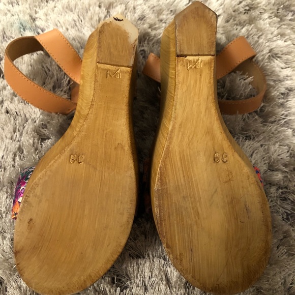 Steve Madden wooden wedges - Picture 3 of 4